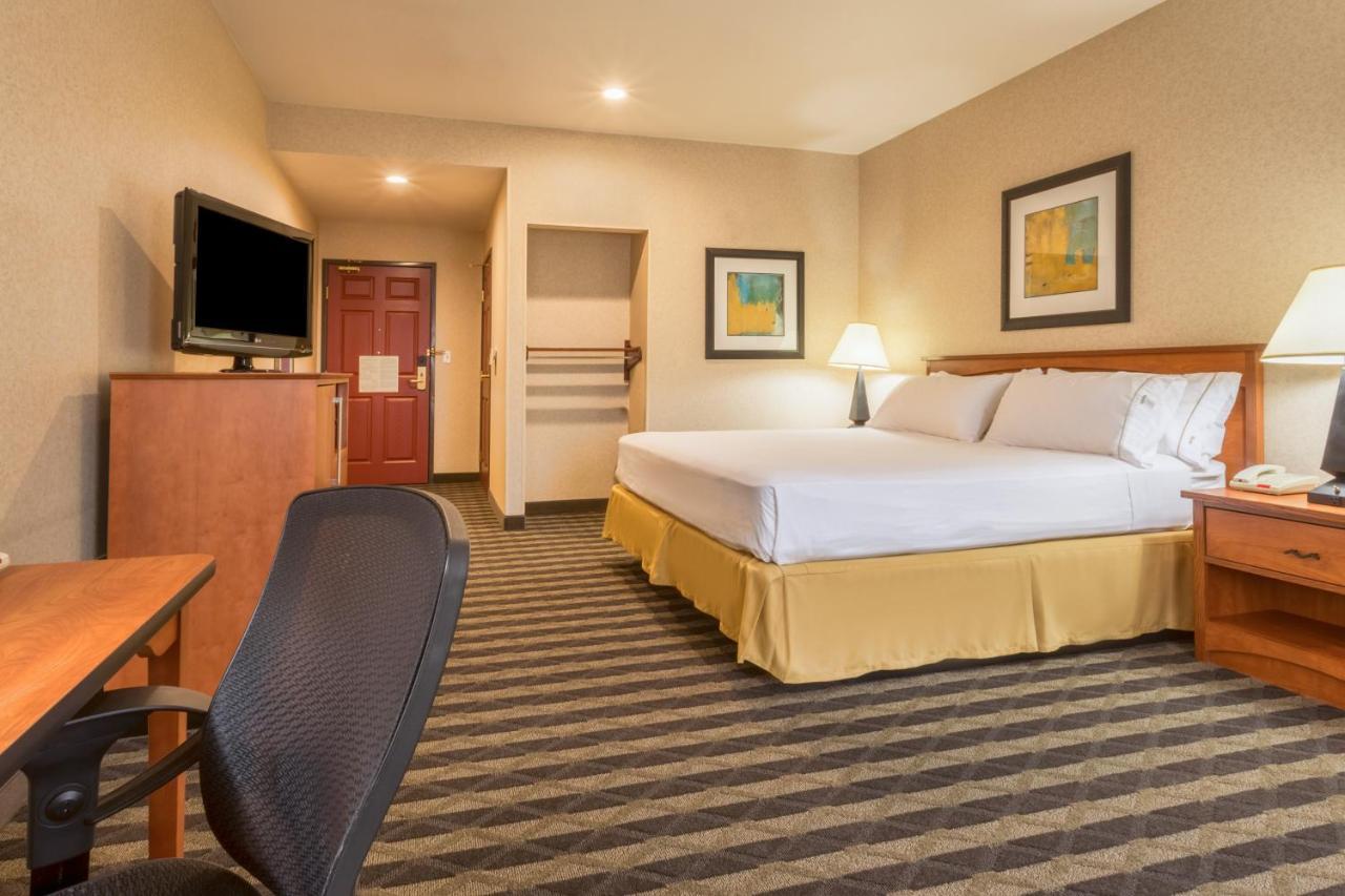 Holiday Inn Express Hotel & Suites Manteca By Ihg Zewnętrze zdjęcie